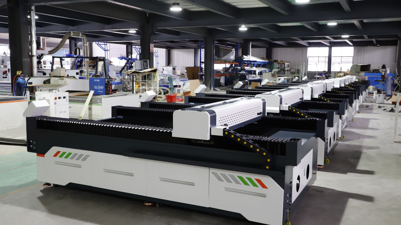 Choose CNC Laser Cutting Machines for Wood