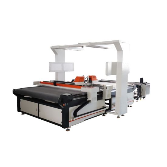 1600mm x 2500mm CCD Advertising Cutting Machine