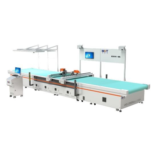 9000mm × 1600mm Genuine Leather Cutting Machine